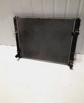 Infiniti FX Coolant radiator