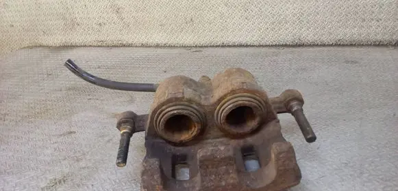 Hyundai Santa Fe Front brake caliper