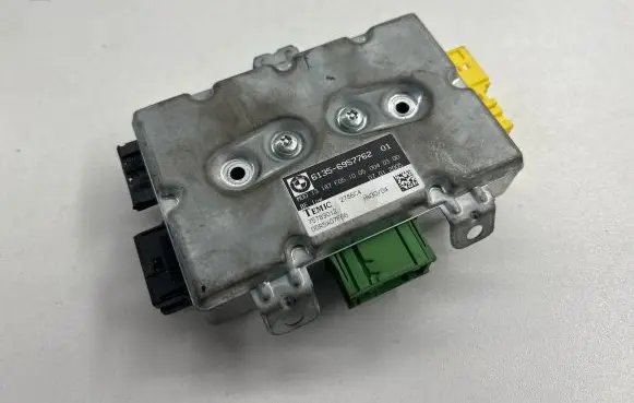 BMW 5 E60 E61 Door control unit/module 6957762 75789012 DDR5A07F66