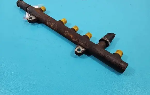 Opel Vivaro Fuel main line pipe 0445214024 IMPRK1377458