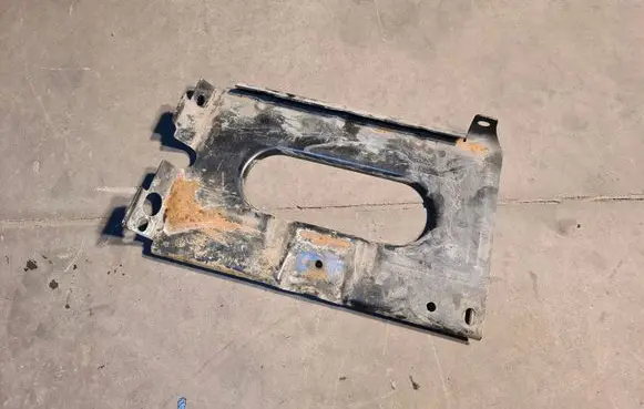 Volkswagen Transporter - Caravelle T5 Battery tray 7H0805283
