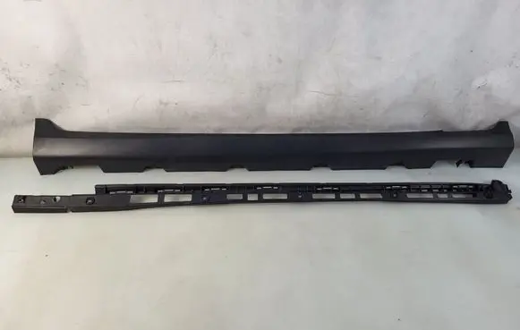 Mercedes-Benz GLC C253 Sill/side skirt trim A2536980900 A2536980227
