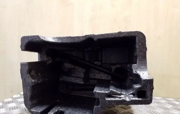 Skoda Yeti (5L) Tool box 5L0012115