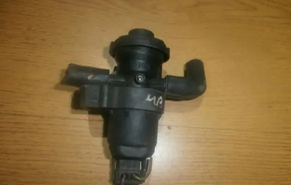Mercedes-Benz E W210 Turbo solenoid valve 0011409960