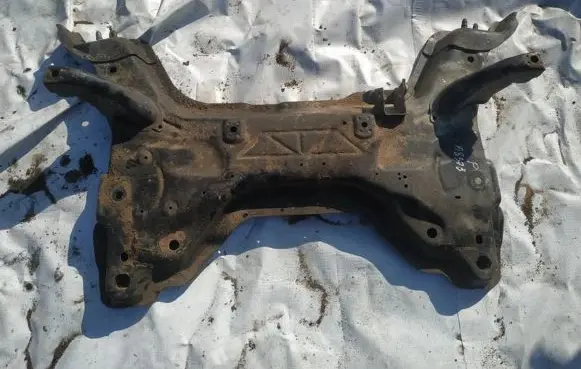 Peugeot Partner Front subframe