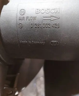 Audi A8 S8 D2 4D Mass air flow meter 0281002429