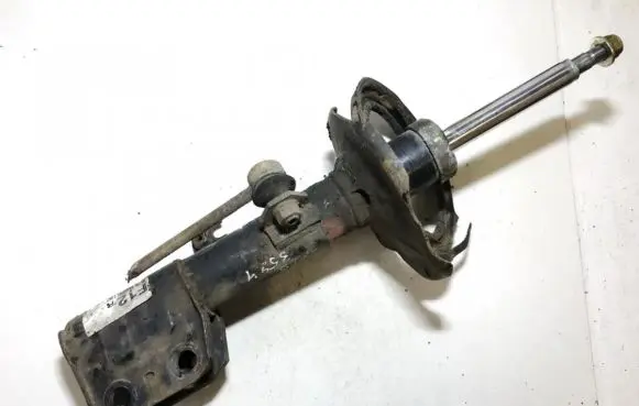 Toyota Avensis T250 Front shock absorber/damper