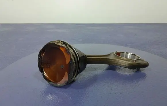 Audi Q2 - Piston