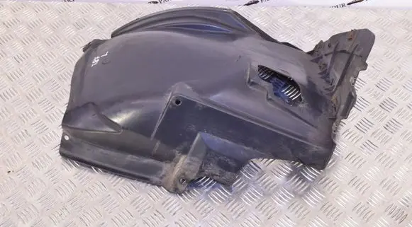BMW 1 E82 E88 Front wheel arch liner splash guards 7074249