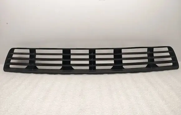 Audi A4 S4 B5 8D Front bumper lower grill 8D0807683