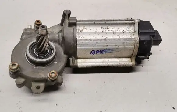 Volkswagen Golf VI Electric power steering pump 1K0909144J