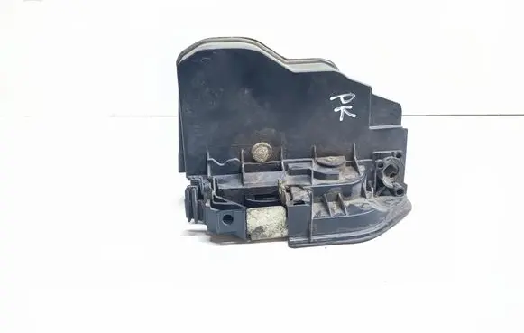 BMW 5 E60 E61 Front door lock 7202143
