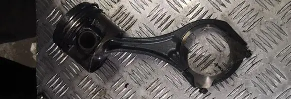 Piston with connecting rod