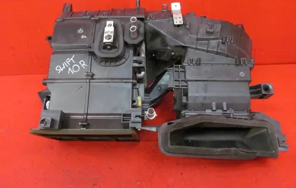 Suzuki Swift I Screen/display/small screen 7410062JM0
