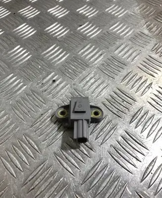 Volkswagen Golf VI Airbag deployment crash/impact sensor 1KM955557