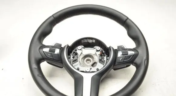 BMW 1 F20 F21 Steering wheel 7850406