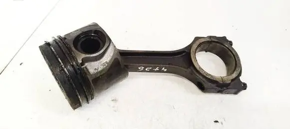 Ford Mondeo Mk III Piston with connecting rod