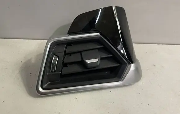 BMW 3 G20 G21 Dashboard air vent grill cover trim 6848617