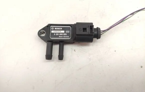 Audi Q7 4L Exhaust gas pressure sensor 0281006005 100909100321