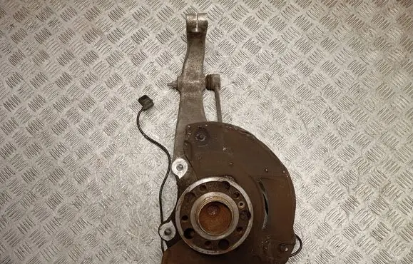 Mercedes-Benz S W222 Front wheel hub 2222001