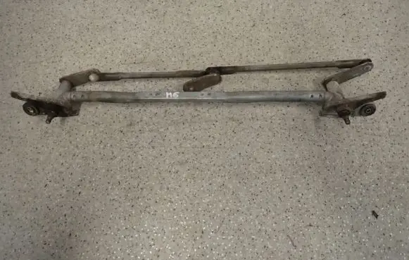 Mazda 6 Front wiper linkage 