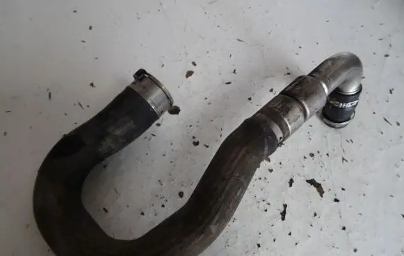 Opel Mokka Intercooler hose/pipe 95104323