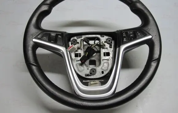 Opel Astra J Steering wheel 13251692