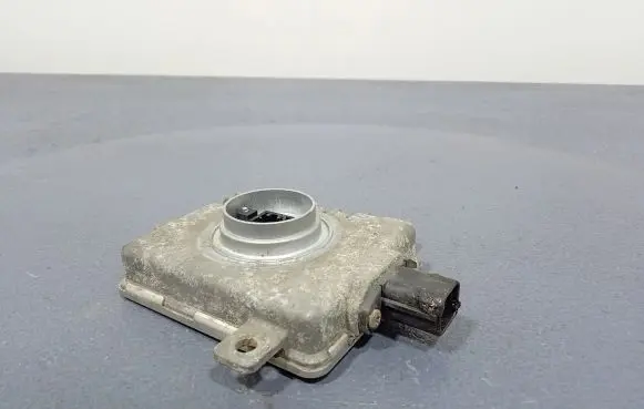 Mazda MX-5 NC Miata Voltage converter/converter module W3T15671
