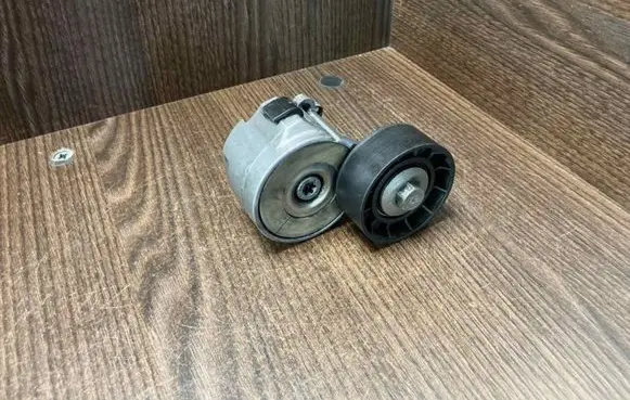 Fiat Fiorino Timing belt tensioner 55244469