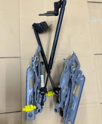 Volkswagen Arteon Engine bonnet/hood hinges 3G8823301 3G8823302