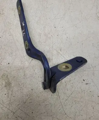 Audi TT Mk1 Tailgate/trunk/boot hinge