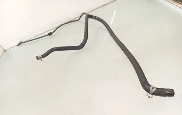 Mercedes-Benz R W251 Engine coolant pipe/hose A2515010125