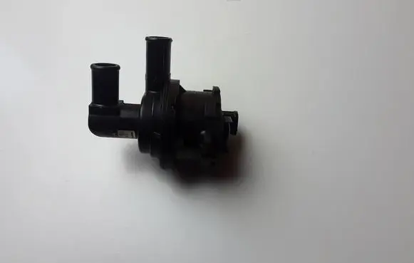 Lexus IS III XE30 Electric auxiliary coolant/water pump 0641001301