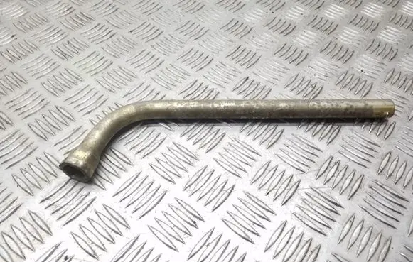 Volkswagen Transporter - Caravelle T5 Wheel nut wrench 7D0012219