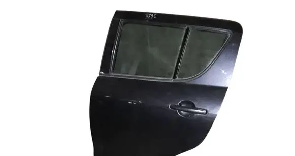 Suzuki Swift II Rear door 6800468L01