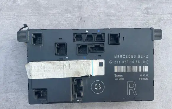 Mercedes-Benz E W211 Door control unit/module 2118201685