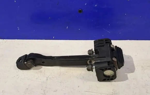 Volvo V60 Rear door check strap stopper 31298467
