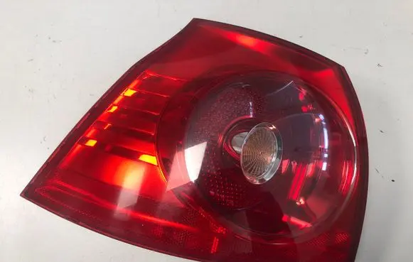 Volkswagen Golf V Rear/tail lights 1K6945095E