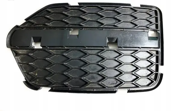 Audi Q3 F3 Front tow hook cap/cover 8U0807152F