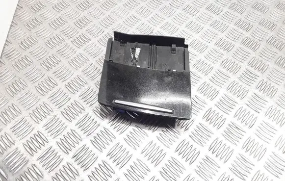 Ashtray (front)