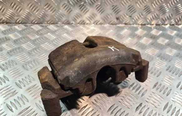 Volkswagen Golf V Front brake caliper