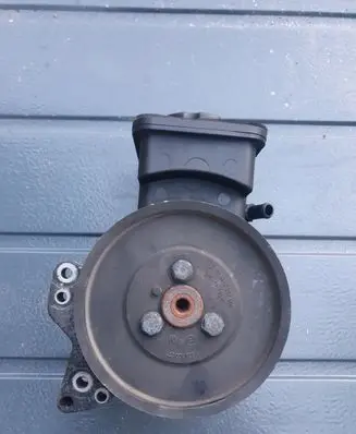 BMW 3 E46 Power steering pump