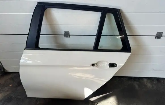 BMW 3 F30 F35 F31 Rear door