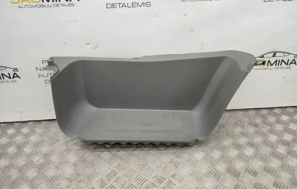 Front sill trim cover