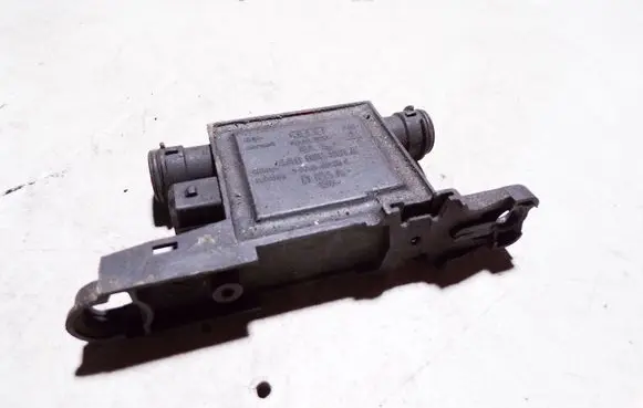 Audi A4 S4 B5 8D Central locking motor 4A0959981A