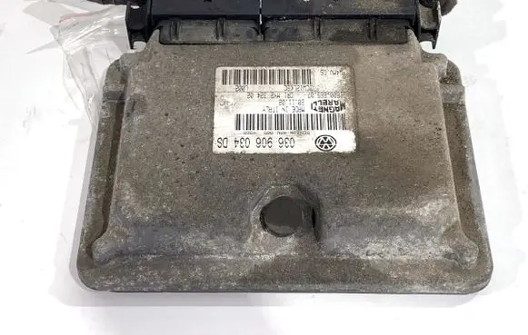 Seat Leon (1M) Engine control unit/module ECU 036906034DS