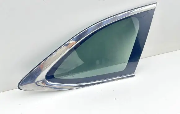 Subaru Outback (BT) Rear side window