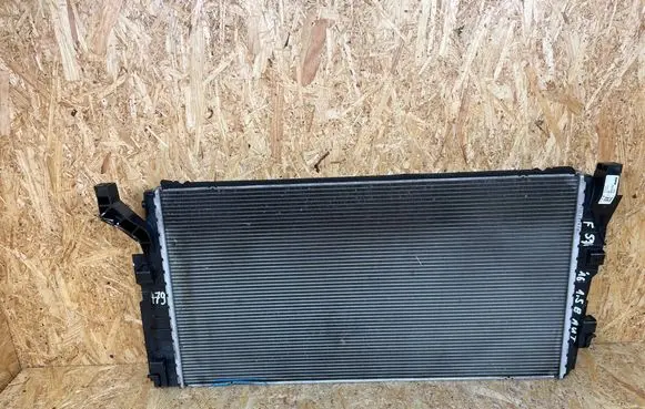 BMW 2 F46 Coolant radiator 7617639