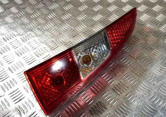 Volvo XC70 Rear/tail lights 160986