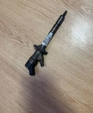 Citroen C5 Fuel injector 0445110036 9637277980